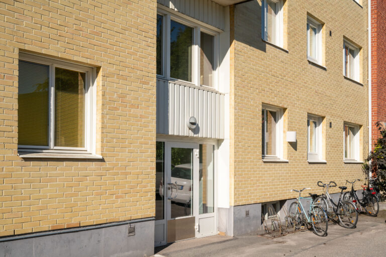 e1830bffe5ed491d81ce6aec107dd194