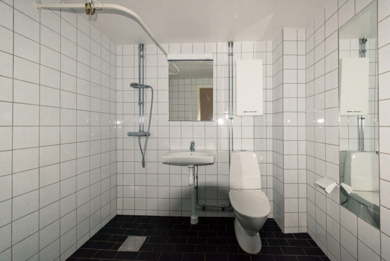 ef40d837f4cf4e25b0ab7ad079ffc054