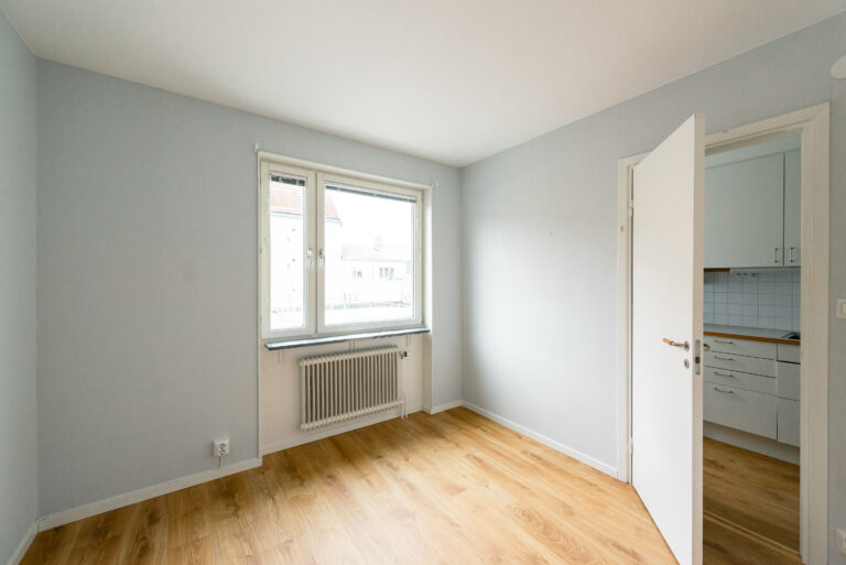 ef40d837f4cf4e25b0ab7ad079ffc054