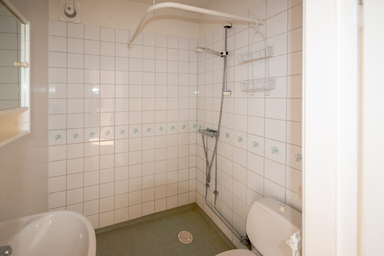 99227adb2c3e405c940d4f277fb7a7f1