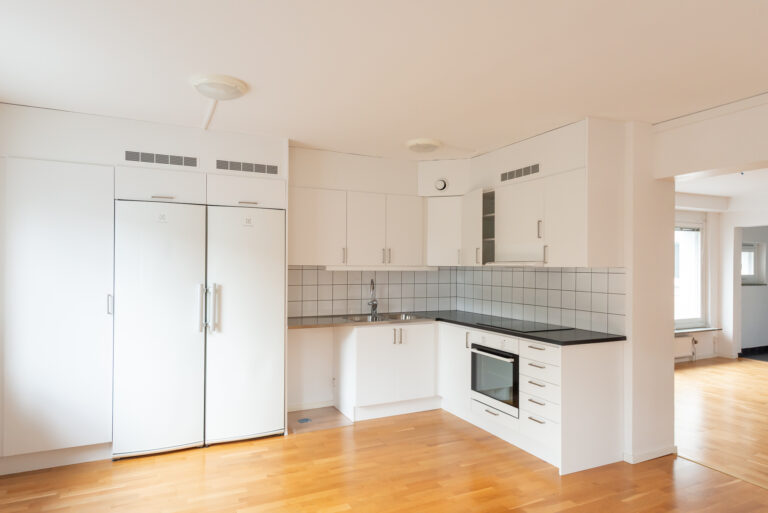 16bf61f34de24896a90eeafde025ceef