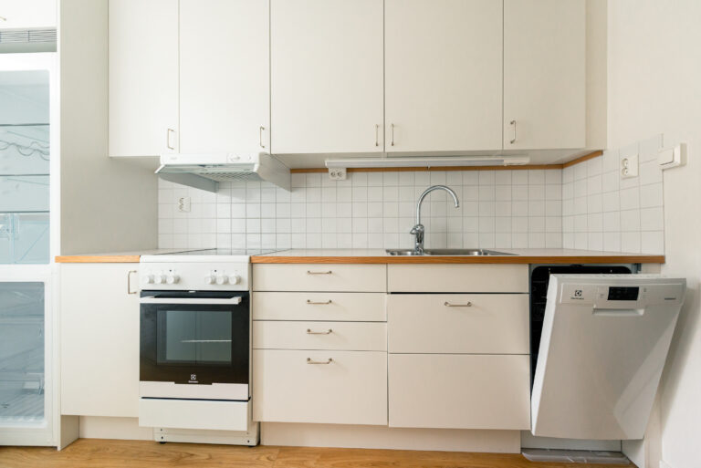 ef40d837f4cf4e25b0ab7ad079ffc054