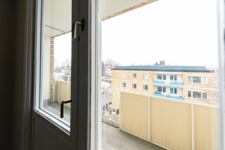 ef40d837f4cf4e25b0ab7ad079ffc054