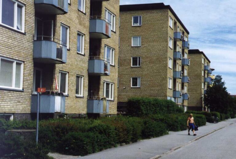 f8f38bef9a724ee4ba670efeaf3284c4